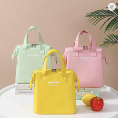 Le sac Bento Box Carry Bag With thermique de refroidisseur d'isolation de couleur de sucrerie a adapté l'impression aux besoins du client